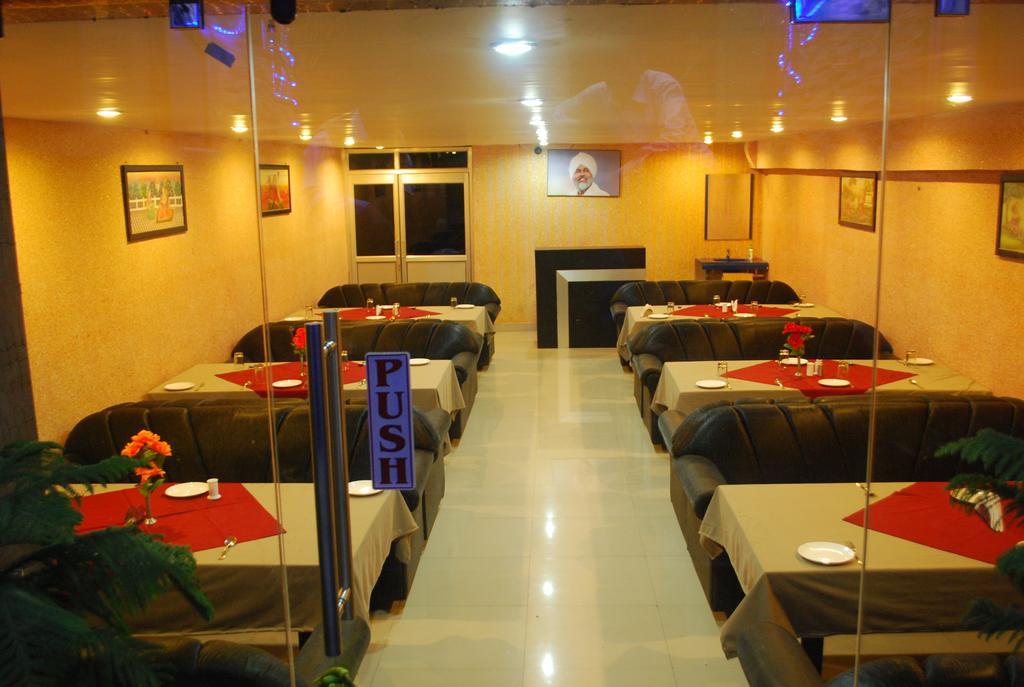Collection O Royal Plaza Hotel Pushkar Exterior photo