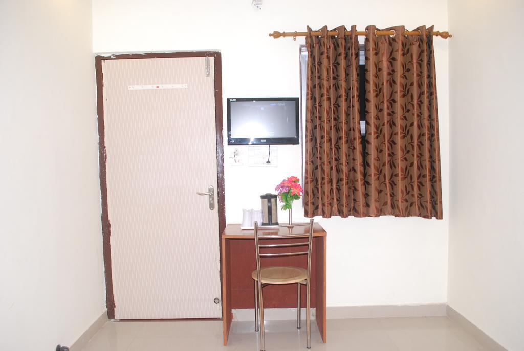 Collection O Royal Plaza Hotel Pushkar Exterior photo